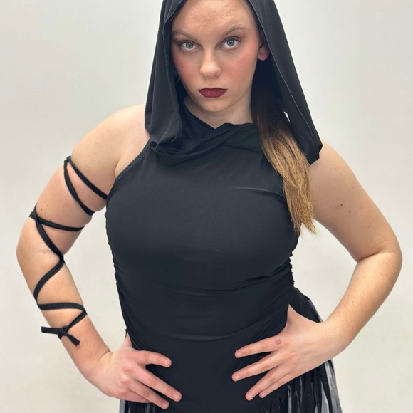 I just celebrated my 8th anniversary with Poshmark!! Am a Posh Ambassador II ! - Picture 14 of 16